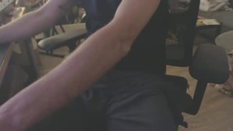 64293boy online show from 01/28/25, 05:54