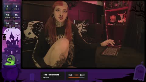 Snapshot of 666deathgasm chatting on 12/27/24, 08:07 Juune online show from 12/27/24, 08:07