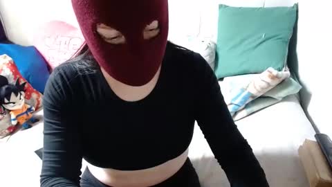 Snapshot of 666maskgirl chatting on 01/08/25, 06:20 SHANNON online show from 01/08/25, 06:20