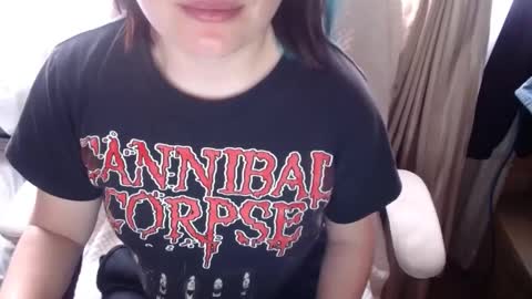 Snapshot of 666maskgirl chatting on 09/08/25, 05:12 SHANNON online show from 09/08/25, 05:12