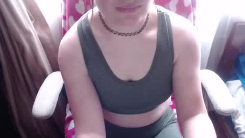 Snapshot of 666maskgirl chatting on 09/30/25, 06:35 SHANNON online show from 09/30/25, 06:35