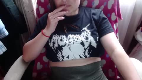 Snapshot of 666maskgirl chatting on 02/23/26, 05:21 SHANNON online show from 02/23/26, 05:21