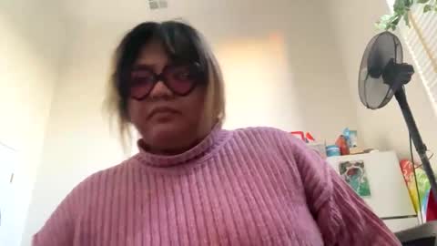 Snapshot of 69candyflowers chatting on 02/27/25, 01:38 69candyflowers online show from 02/27/25, 01:38