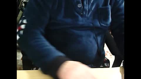 Snapshot of 69desamor chatting on 12/28/24, 07:33 69desamor online show from 12/28/24, 07:33