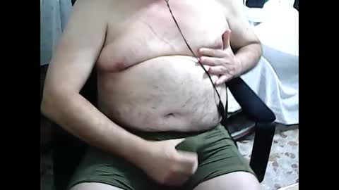 Snapshot of 69desamor chatting on 10/17/25, 08:00 69desamor online show from 10/17/25, 08:00