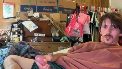 Snapshot of 69j0hndo chatting on 09/20/25, 01:17 FUCKR online show from 09/20/25, 01:17