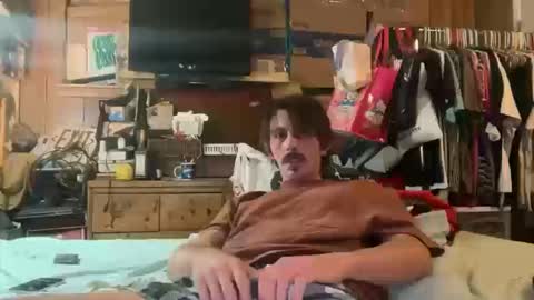 Snapshot of 69j0hndo chatting on 10/13/25, 01:27 FUCKR online show from 10/13/25, 01:27