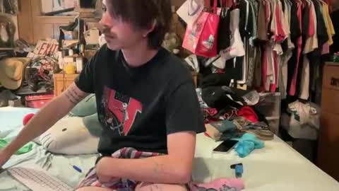 Snapshot of 69j0hndo chatting on 10/30/25, 09:55 FUCKR online show from 10/30/25, 09:55