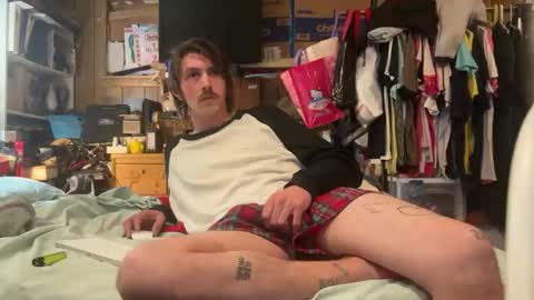 Snapshot of 69j0hndo chatting on 11/30/25, 01:26 FUCKR online show from 11/30/25, 01:26