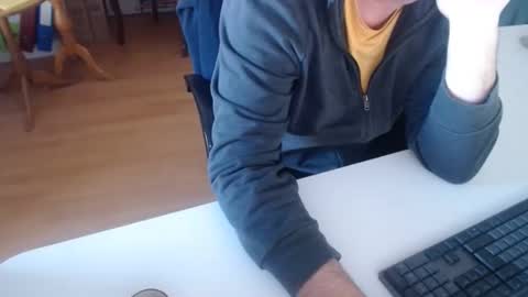 Snapshot of 69pifpaf chatting on 12/30/24, 01:58 69pifpaf online show from 12/30/24, 01:58