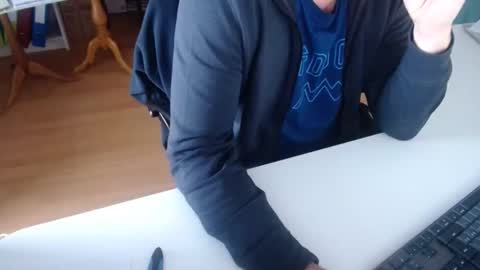 Snapshot of 69pifpaf chatting on 01/03/25, 01:25 69pifpaf online show from 01/03/25, 01:25