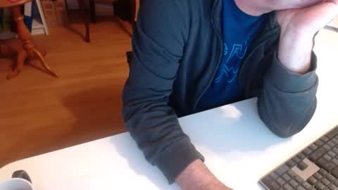 Snapshot of 69pifpaf chatting on 01/06/25, 06:58 69pifpaf online show from 01/06/25, 06:58