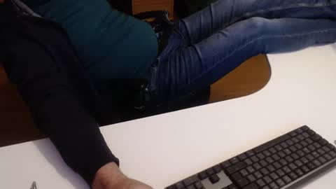 Snapshot of 69pifpaf chatting on 01/10/25, 02:23 69pifpaf online show from 01/10/25, 02:23