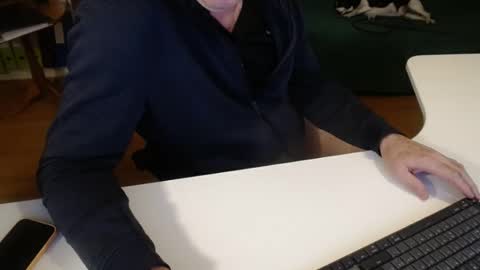 Snapshot of 69pifpaf chatting on 02/04/25, 12:33 69pifpaf online show from 02/04/25, 12:33