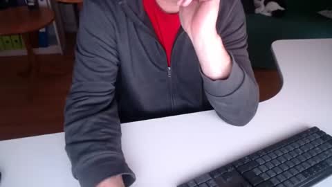 Snapshot of 69pifpaf chatting on 02/11/25, 10:48 69pifpaf online show from 02/11/25, 10:48