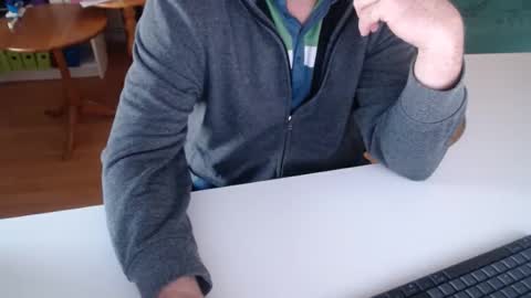 Snapshot of 69pifpaf chatting on 02/14/25, 02:54 69pifpaf online show from 02/14/25, 02:54