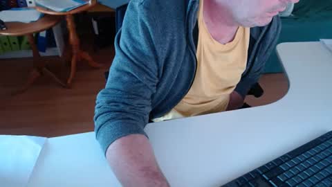 Snapshot of 69pifpaf chatting on 03/07/25, 12:56 69pifpaf online show from 03/07/25, 12:56