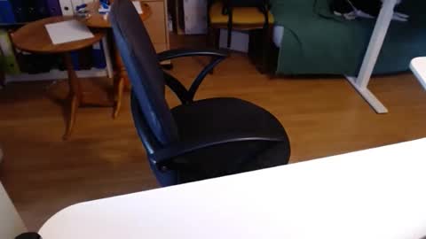 Snapshot of 69pifpaf chatting on 09/11/25, 06:35 69pifpaf online show from 09/11/25, 06:35