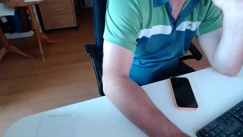 Snapshot of 69pifpaf chatting on 09/12/25, 12:05 69pifpaf online show from 09/12/25, 12:05