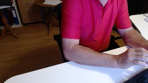 Snapshot of 69pifpaf chatting on 10/21/25, 05:19 69pifpaf online show from 10/21/25, 05:19