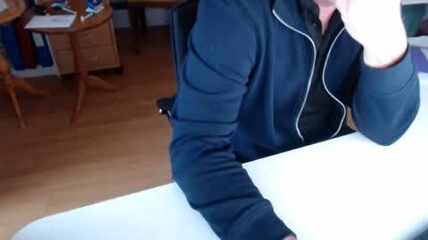 Snapshot of 69pifpaf chatting on 11/17/25, 01:39 69pifpaf online show from 11/17/25, 01:39