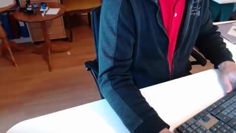 Snapshot of 69pifpaf chatting on 11/19/25, 07:41 69pifpaf online show from 11/19/25, 07:41