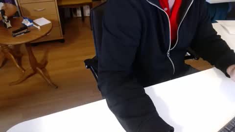 Snapshot of 69pifpaf chatting on 11/24/25, 09:42 69pifpaf online show from 11/24/25, 09:42