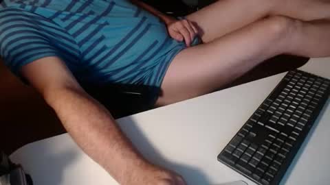 Snapshot of 69pifpaf chatting on 11/28/25, 09:06 69pifpaf online show from 11/28/25, 09:06