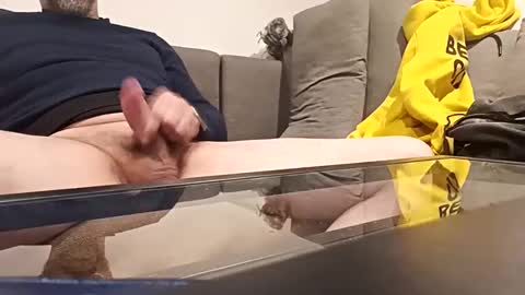 Snapshot of 6georget6 chatting on 11/23/25, 02:33 George online show from 11/23/25, 02:33