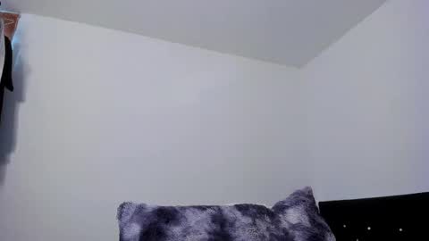    online show from 06/09/26, 11:44