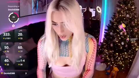 Loren Wood online show from 01/12/25, 02:41