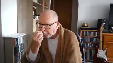  Papi  online show from 02/12/25, 09:20