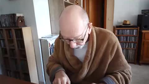  Papi  online show from 11/22/25, 09:52