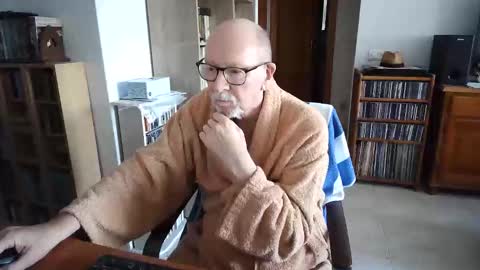  Papi  online show from 12/02/25, 09:47