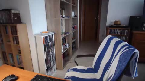  Papi  online show from 12/16/25, 10:42