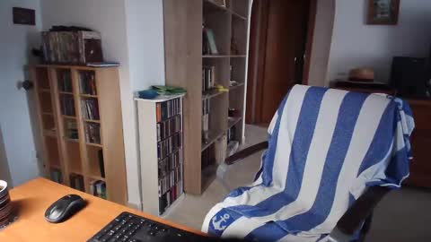  Papi  online show from 04/10/26, 08:41