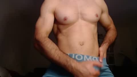 Snapshot of 8000zuerich chatting on 07/07/26, 07:23 Nicolas online show from 07/07/26, 07:23