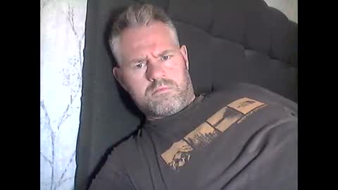 81jonnyx online show from 10/09/25, 02:04