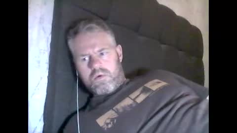 81jonnyx online show from 10/16/25, 07:48