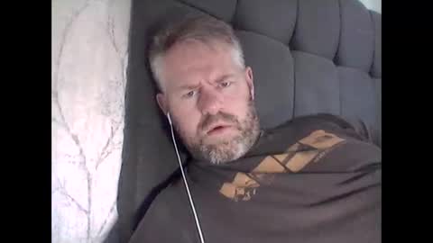 81jonnyx online show from 10/28/25, 11:47