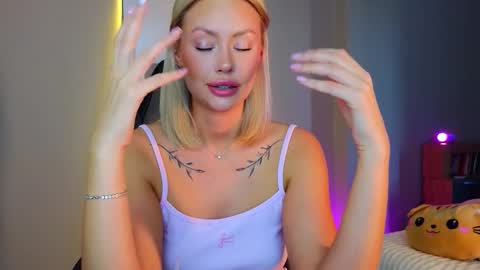 Nura online show from 10/25/25, 02:30