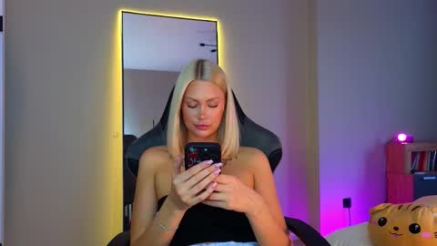 Nura online show from 10/29/25, 02:58