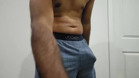 8inch_desi online show from 12/05/25, 04:10