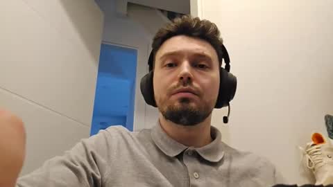 8inchdude93 online show from 04/04/26, 03:20