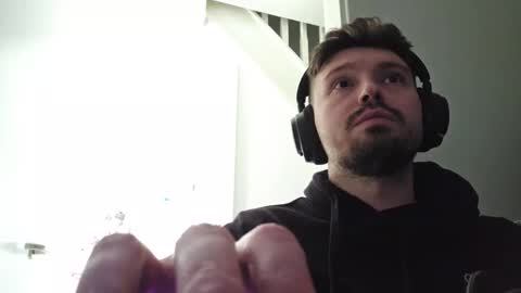 8inchdude93 online show from 04/25/26, 03:09