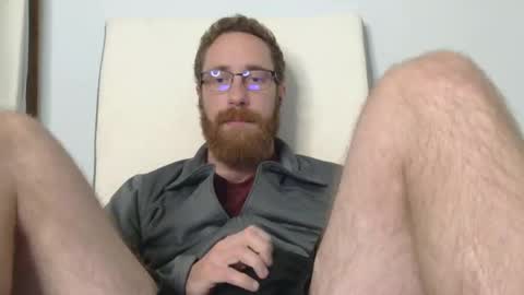 8InchesAndSomeHoles online show from 05/05/26, 09:45