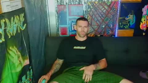 EvelDicknievel1 online show from 10/01/25, 08:42