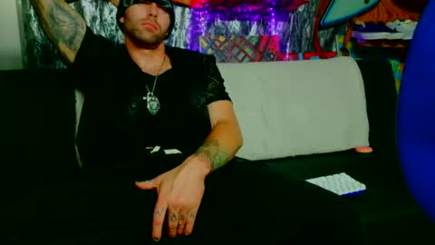 EvelDicknievel1 online show from 11/10/25, 12:04