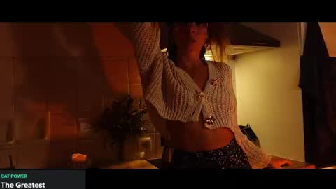 Snapshot of 9calliope chatting on 09/27/25, 06:13 9calliope online show from 09/27/25, 06:13