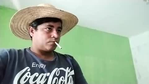 9vinhocamshow online show from 01/16/25, 12:20